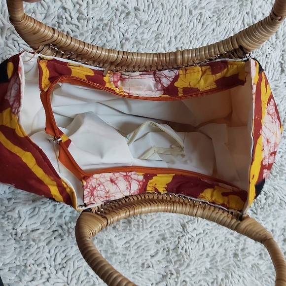 Handmade red & yellow cloth purse - Picture 3 of 7